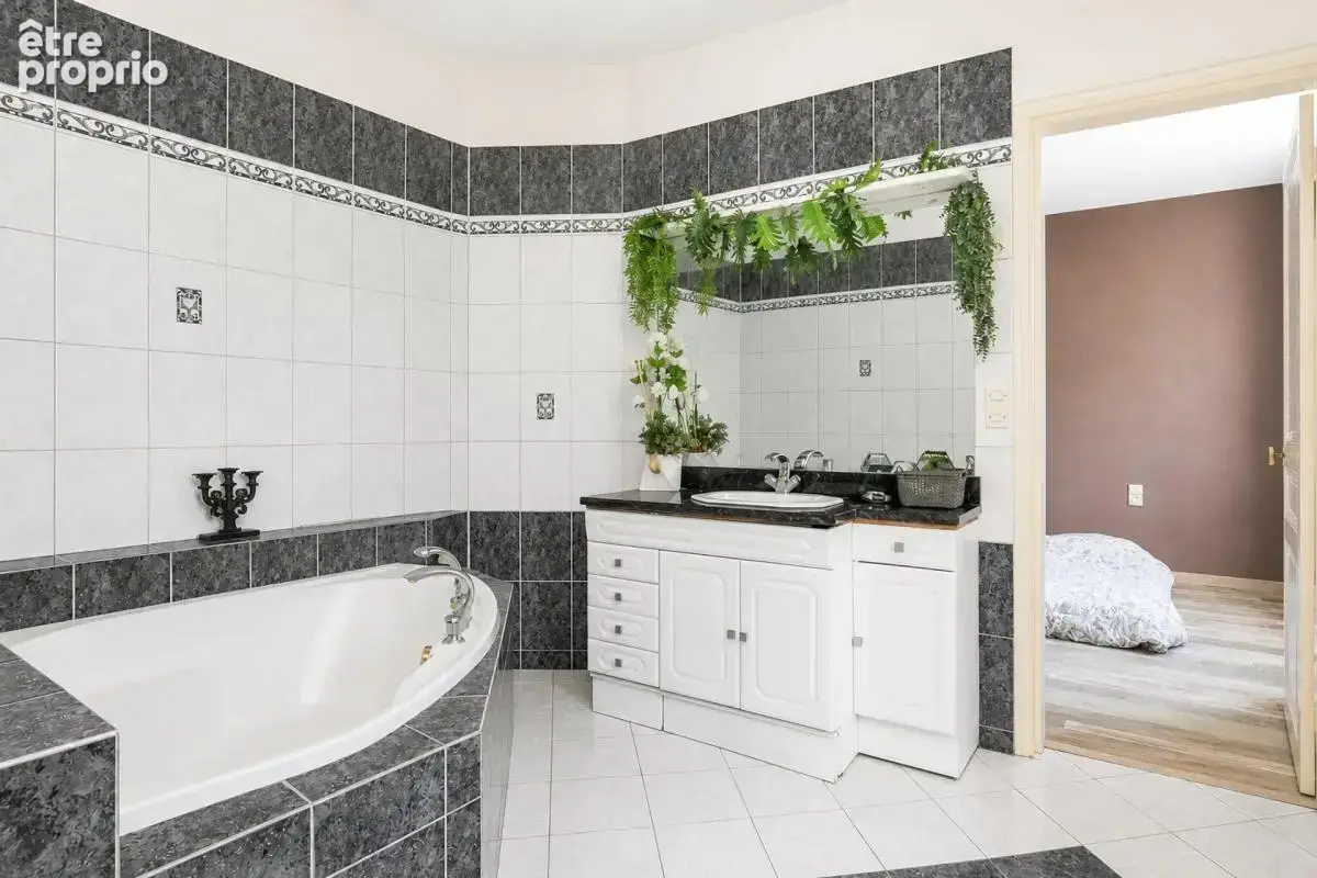 Maison de 9 pièces de 282 m² à Honnecourt-sur-Escaut - photo 13