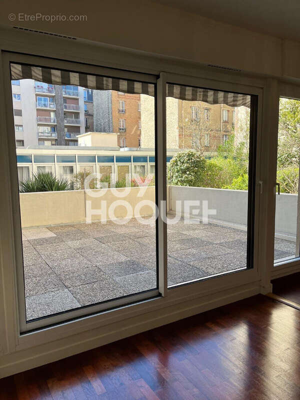 Appartement à PARIS-12E