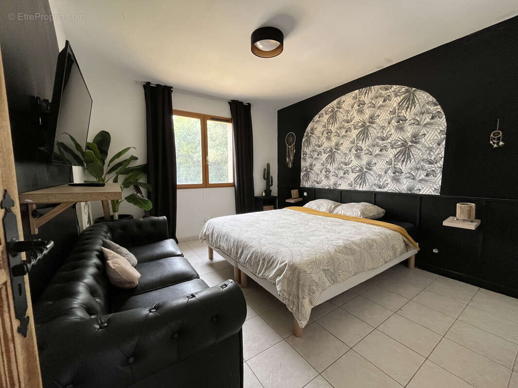 Maison à AIGUES-VIVES