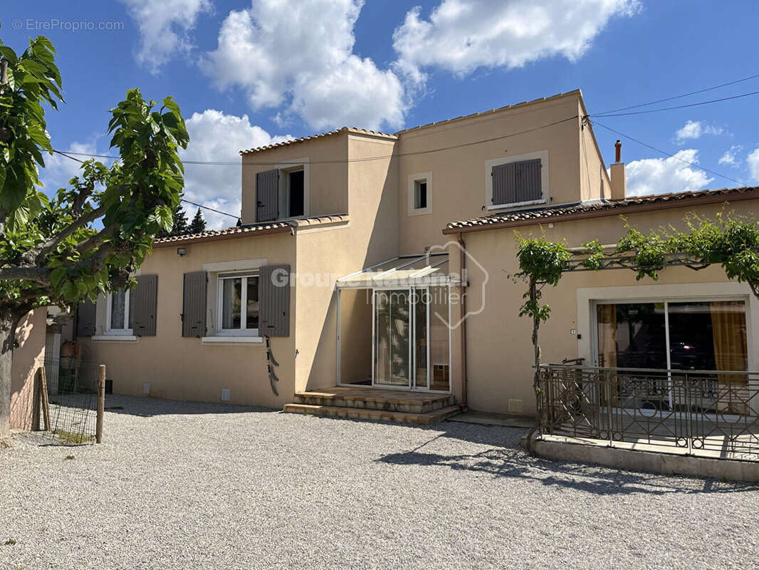 Maison à SARRIANS
