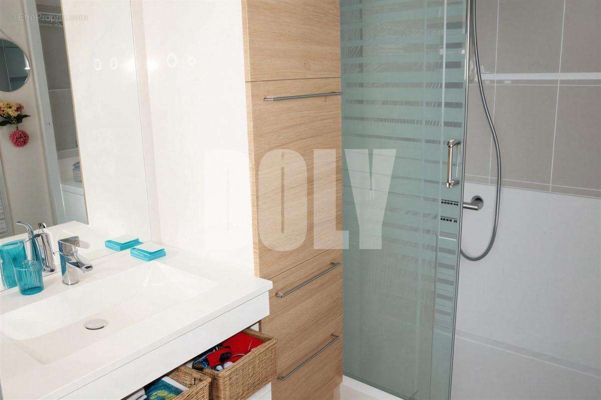 Appartement à CHILLY-MAZARIN