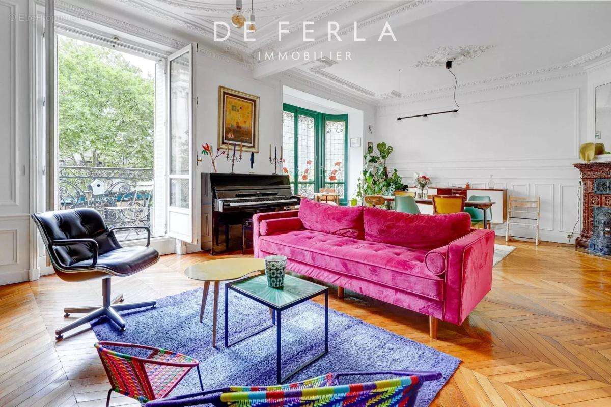 Appartement à PARIS-18E
