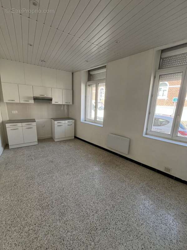 Appartement 200 m² à Le Cateau-Cambresis  - photo 4