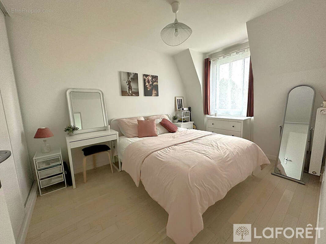 Appartement à SEVRES