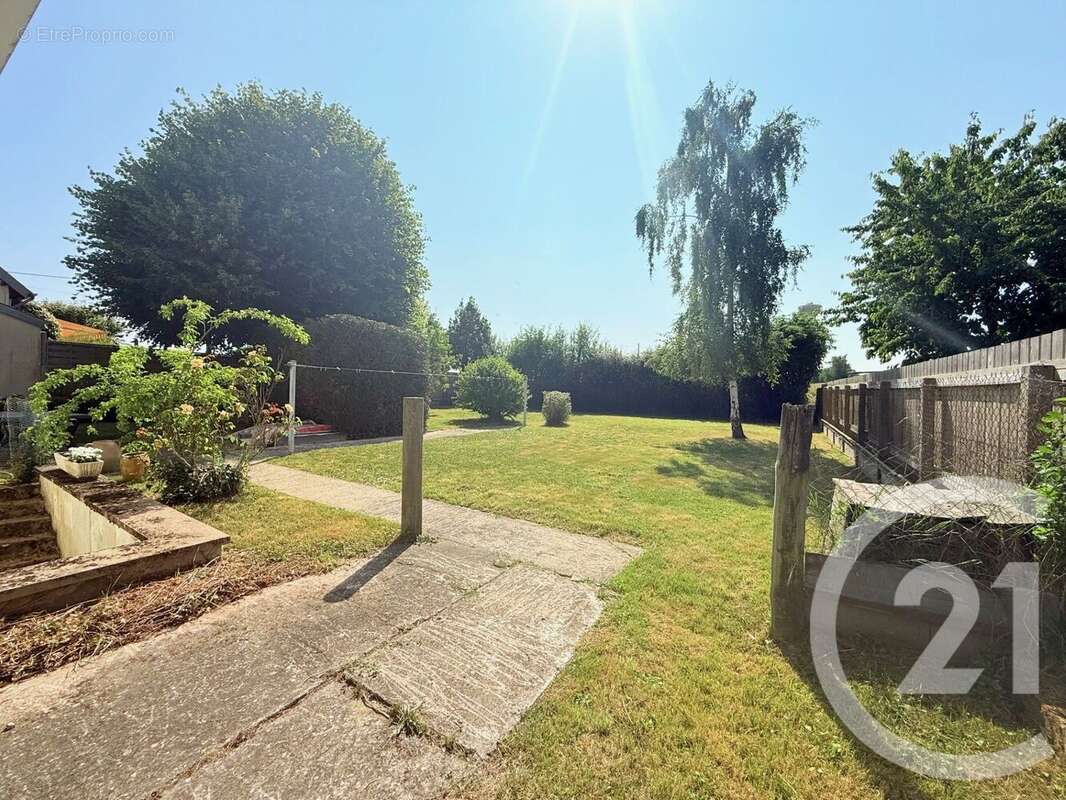 Maison à CONIE-MOLITARD