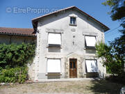 Maison à DOUCHAPT