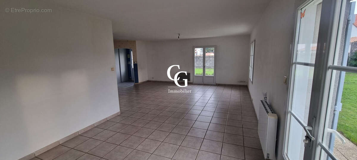 Maison à SAINT-MICHEL-CHEF-CHEF