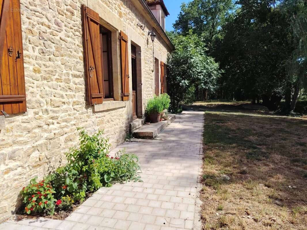 À vendre longère terrain 1,8 ha St-Malo-en-Donziois - photo 58