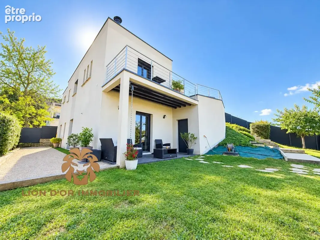 Photo Maison à Montanay au prix de 580 000€