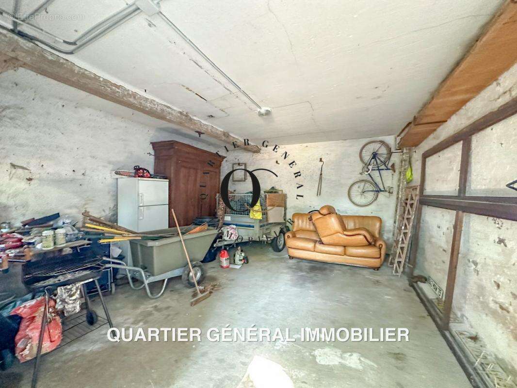 Maison à IVRY-LE-TEMPLE