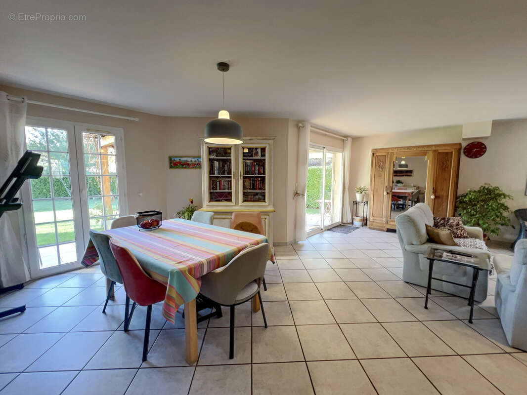 Maison à SAINT-PERAY