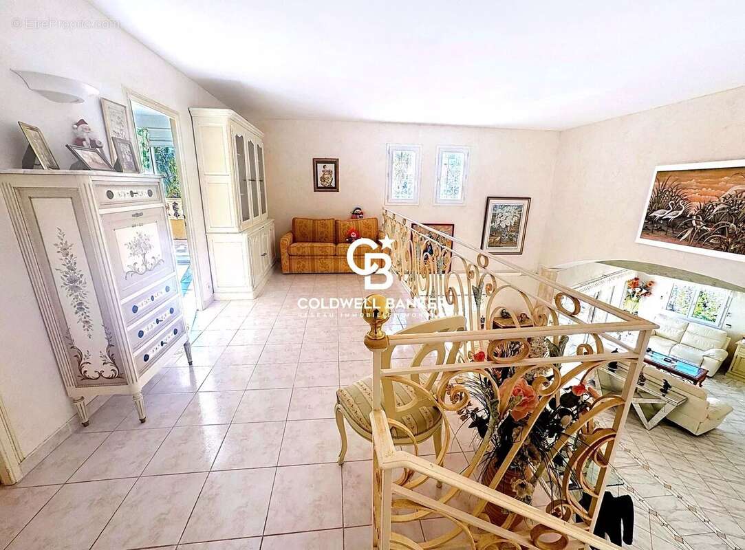 Maison à LES ISSAMBRES