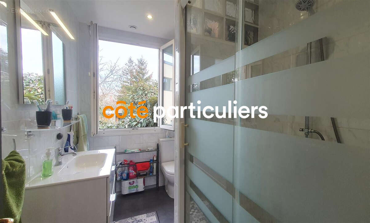 Maison à VILLENEUVE-LE-ROI