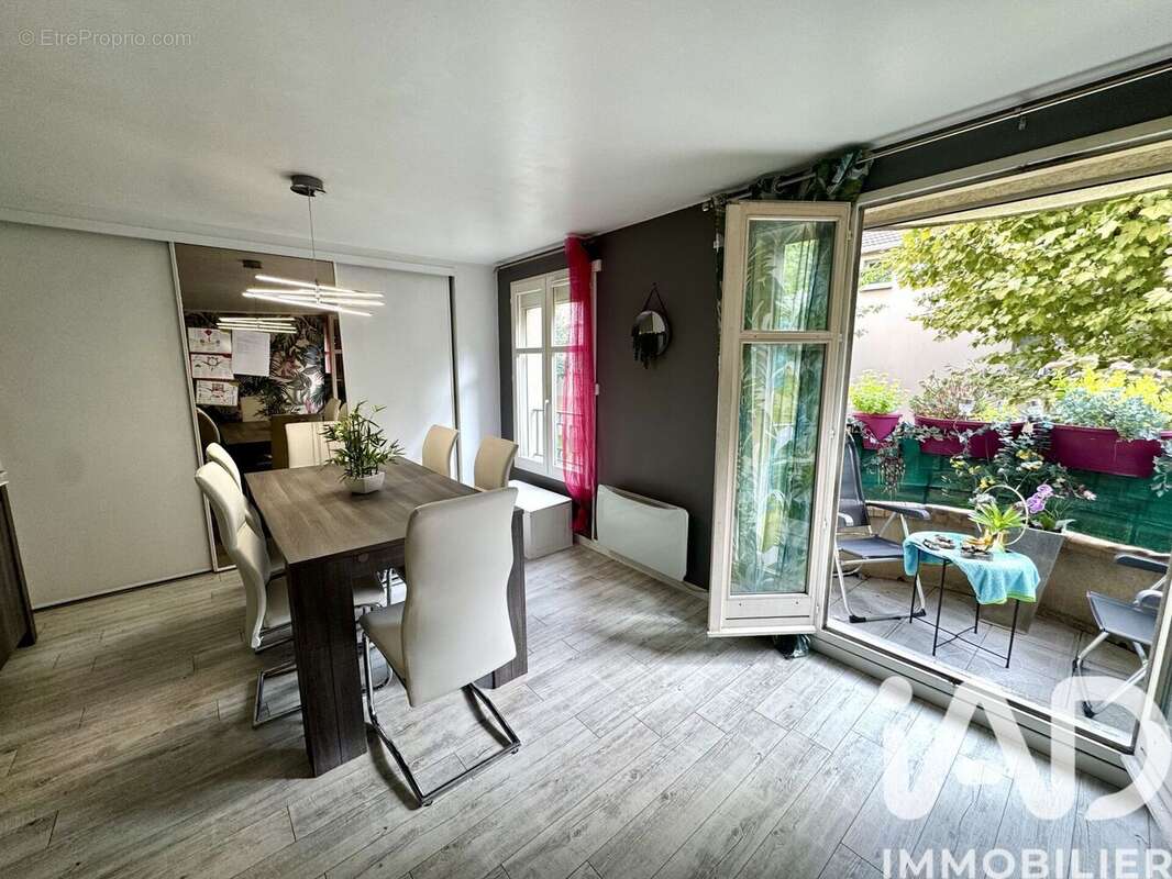 Photo 2 - Appartement à SAINT-BRICE-SOUS-FORET