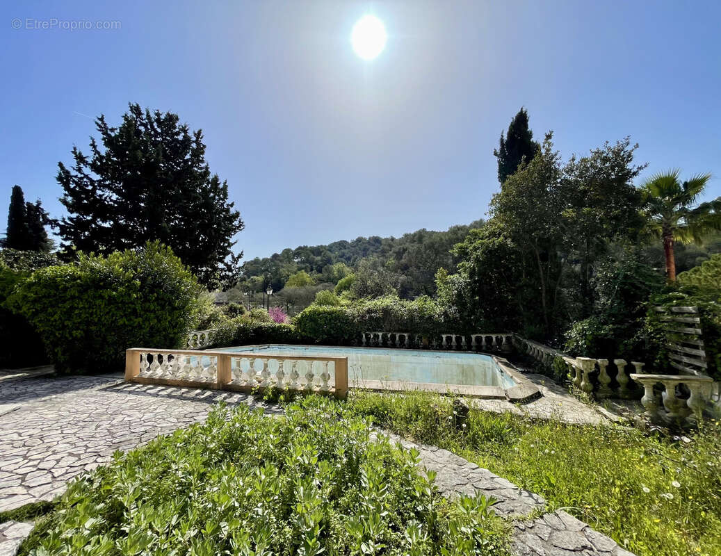 Maison à LA COLLE-SUR-LOUP