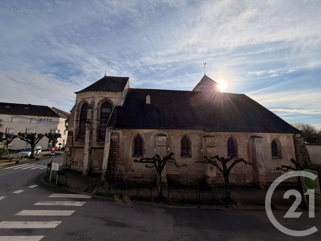 Appartement à LONGPERRIER