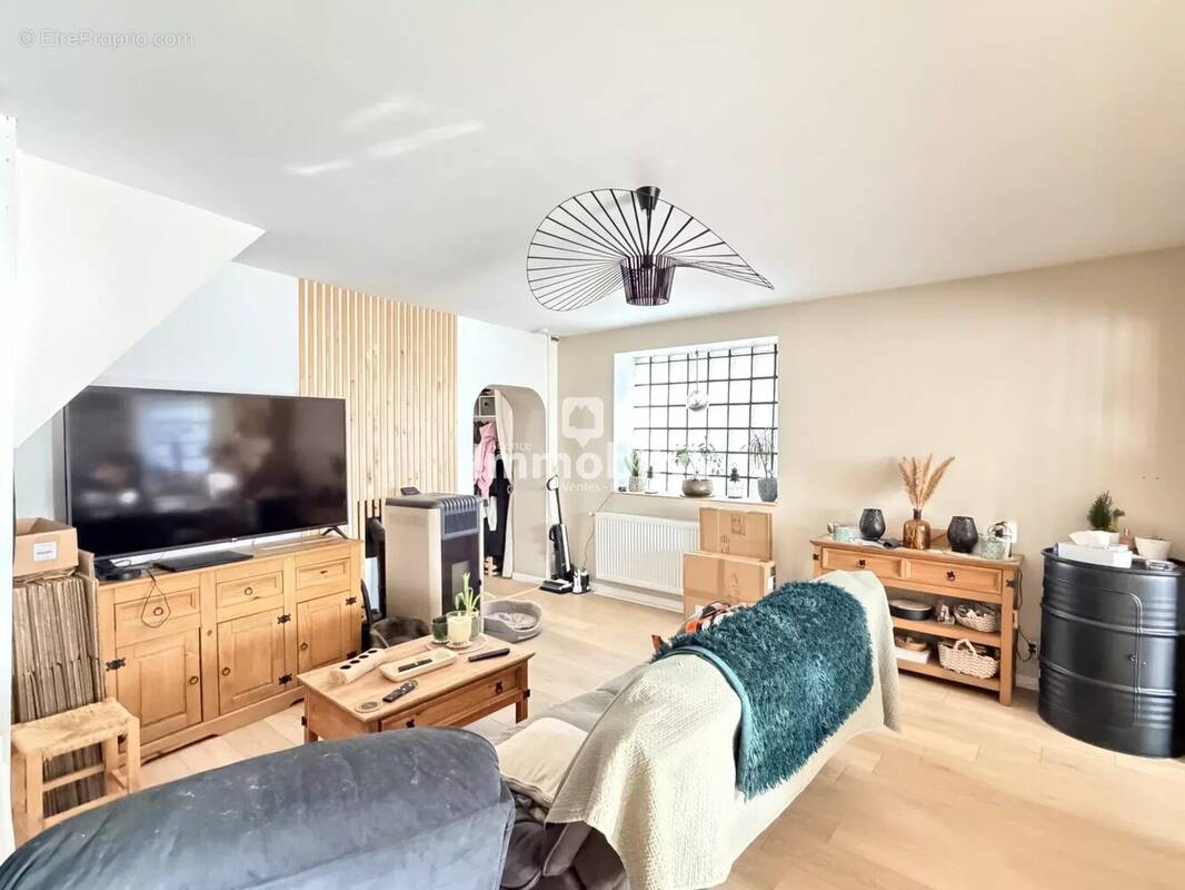 Maison à PECQUENCOURT