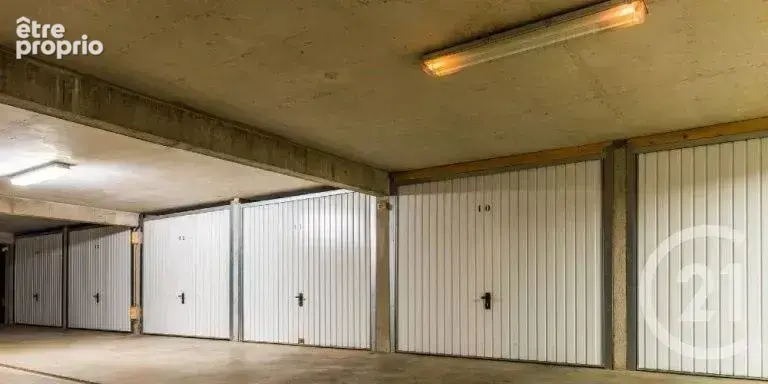 Photo Parking à Le Kremlin-Bicetre au prix de 25 000€