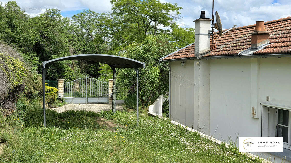 Maison à CHARBONNIER-LES-MINES