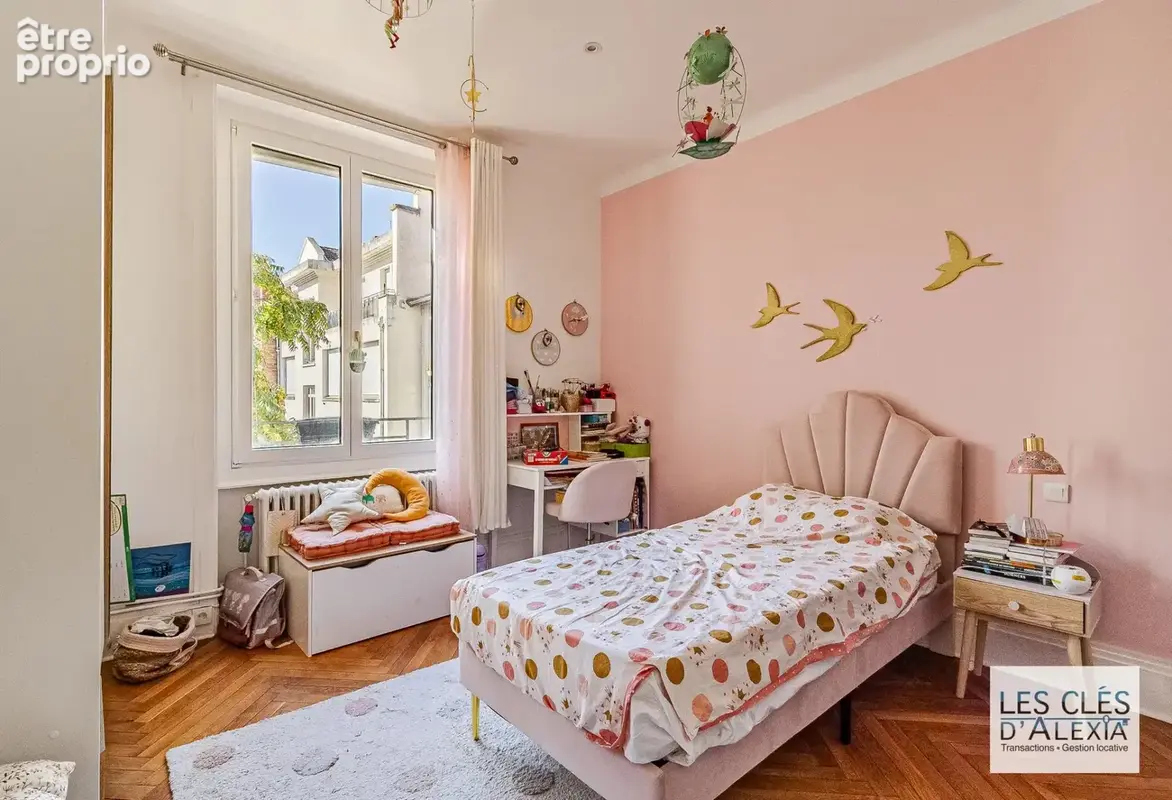 EXCLUSIVITÉ – LYON 6ᵉ SECTEUR FOCH – Appartement de caractère avec balcon, cave et grenier - photo 7