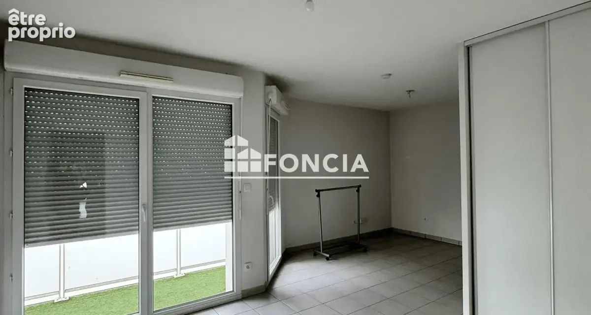 Grand T1 lumineux avec balcon – Bordeaux / Gaviniès - photo 3