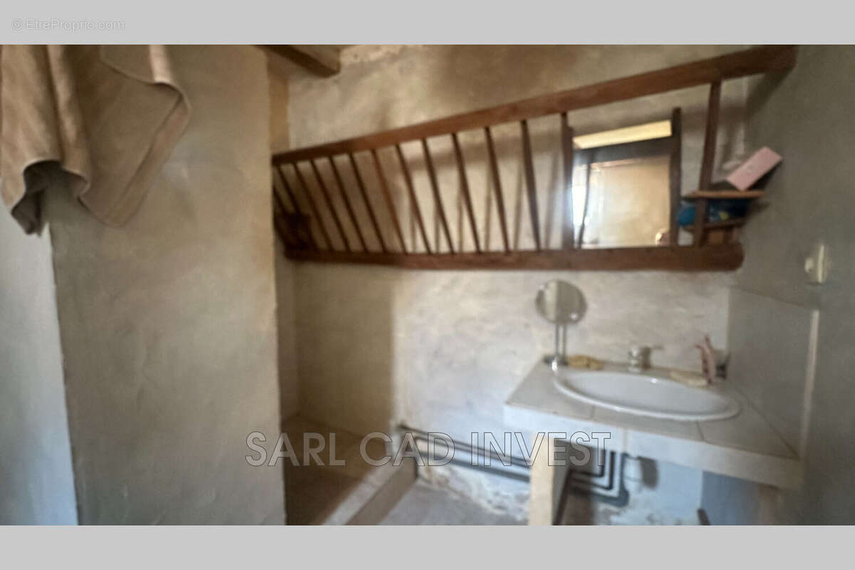 Maison 100 m² à Ferriere-Larcon  - photo 8