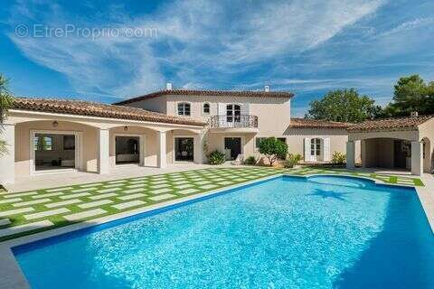 Maison 442 m² à Valbonne  - photo 2