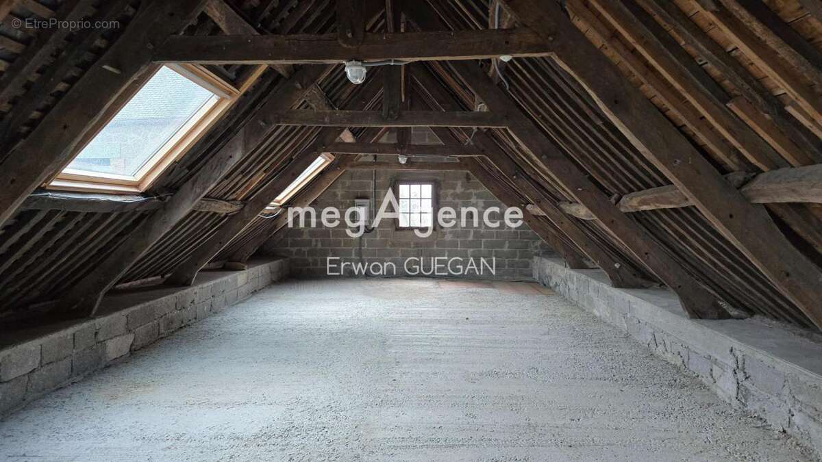 Maison à KERGRIST-MOELOU