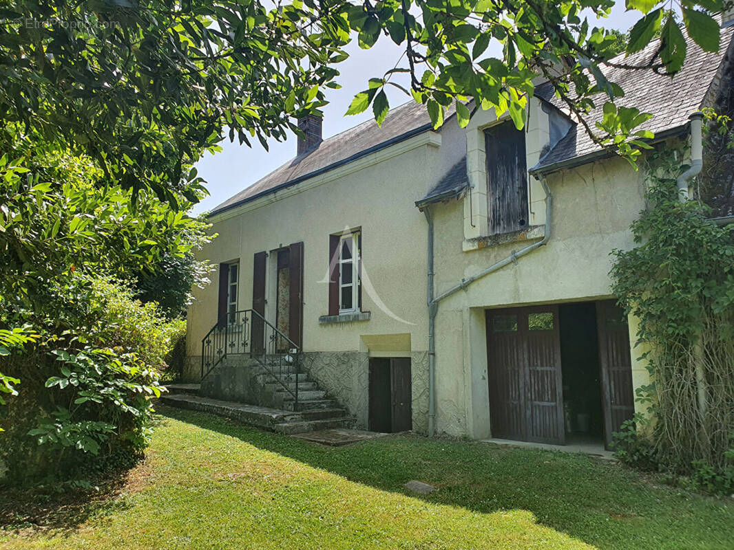 Maison à VILLENTROIS