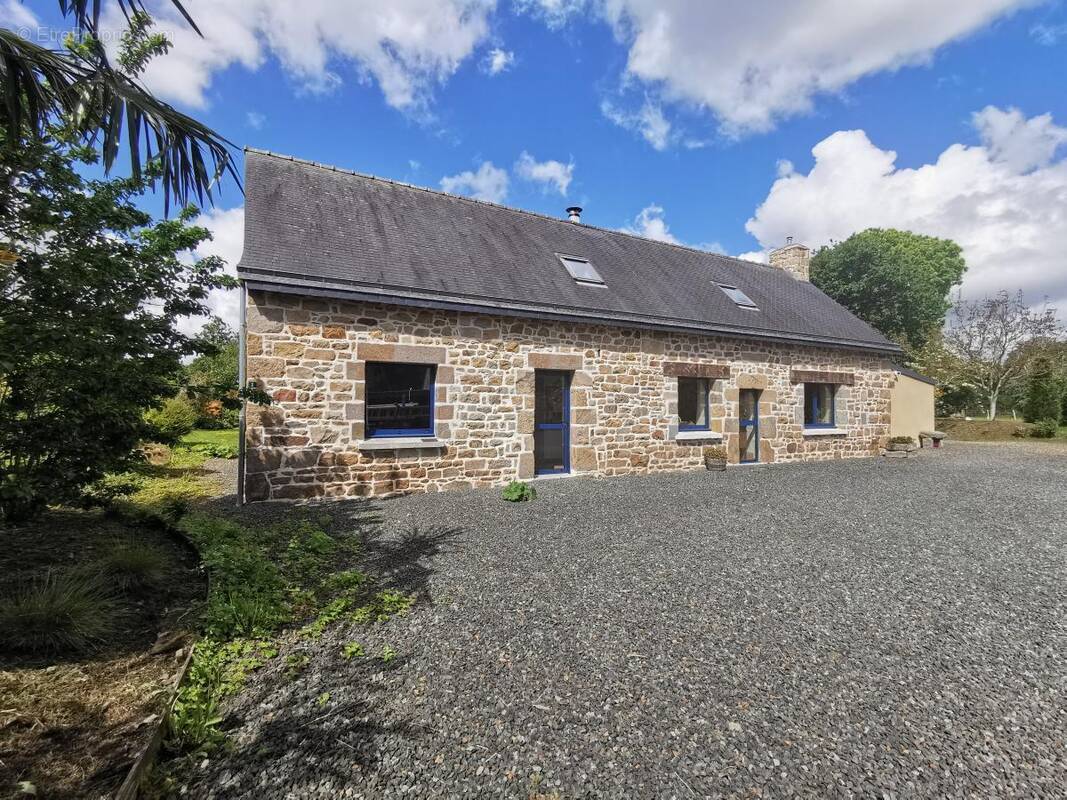 Maison à CAVAN
