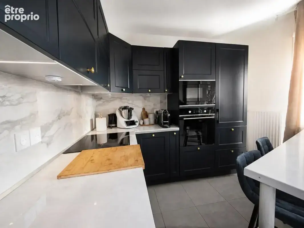 Appartement de 5 pièces de 96 m² à Marseille - photo 7
