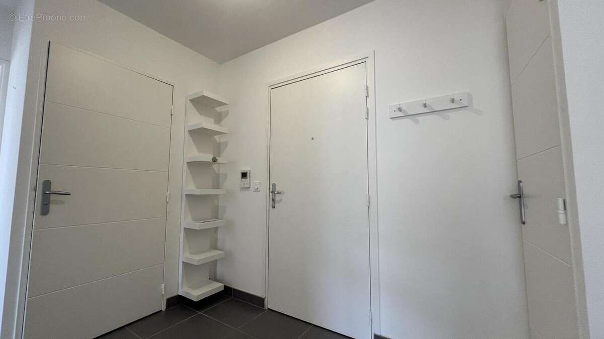 Photo 5 - Appartement à VILLEURBANNE