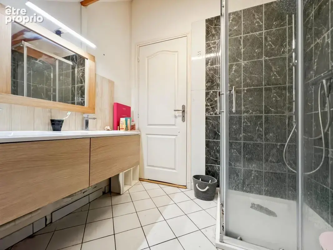  Domaine d'exception à Saint-Péravy-la-Colombe : Deux maisons, piscine et 2721 m²de verdure sans aucun vis-à-vis !  - photo 20