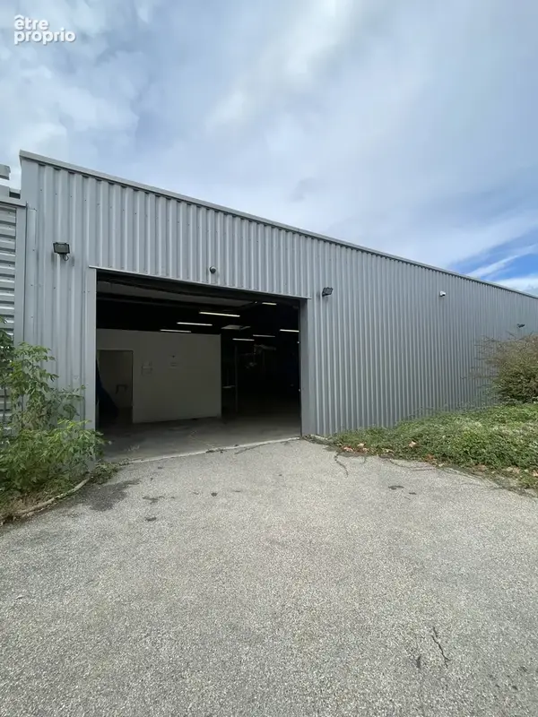 Bâtiment 450m2 bureaux et entrepôt - photo 2