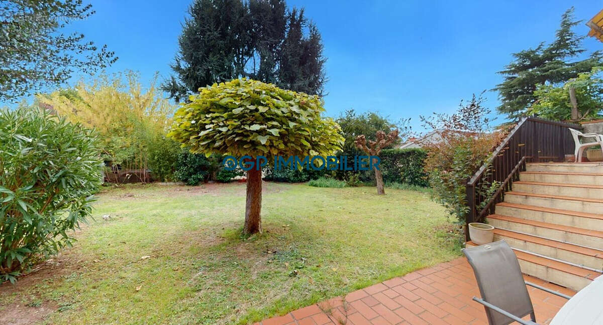 Maison à CASTELGINEST