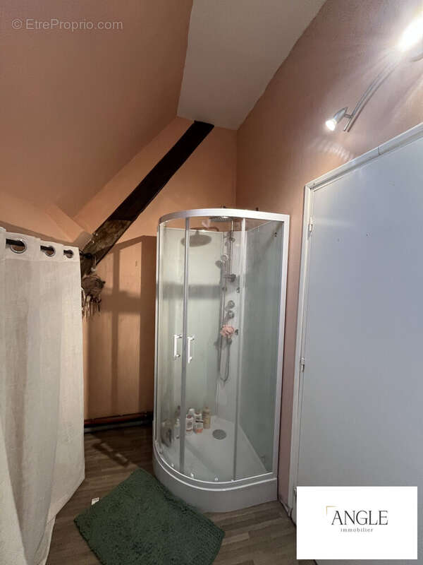 Appartement à OISSEAU-LE-PETIT