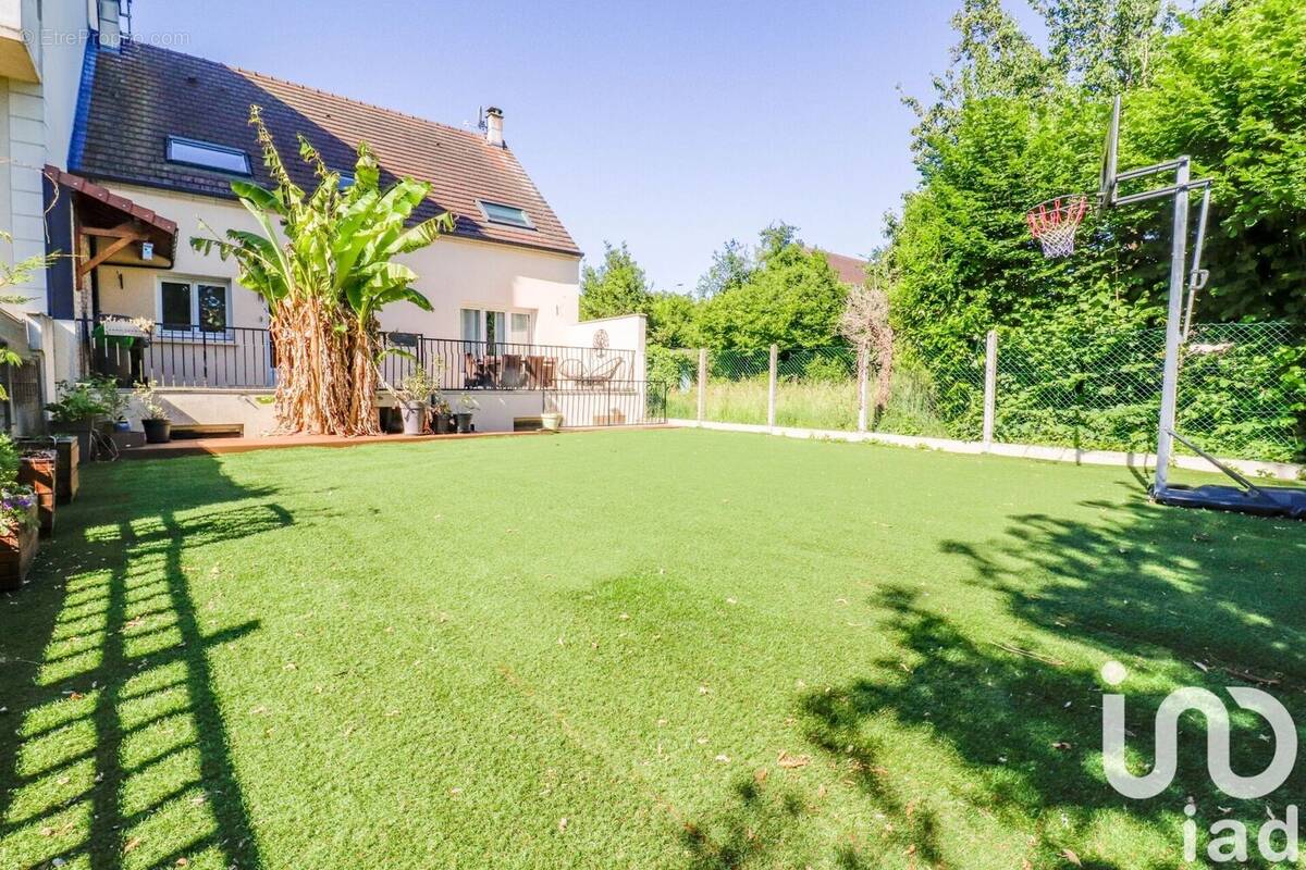 Photo 1 - Maison à MORANGIS