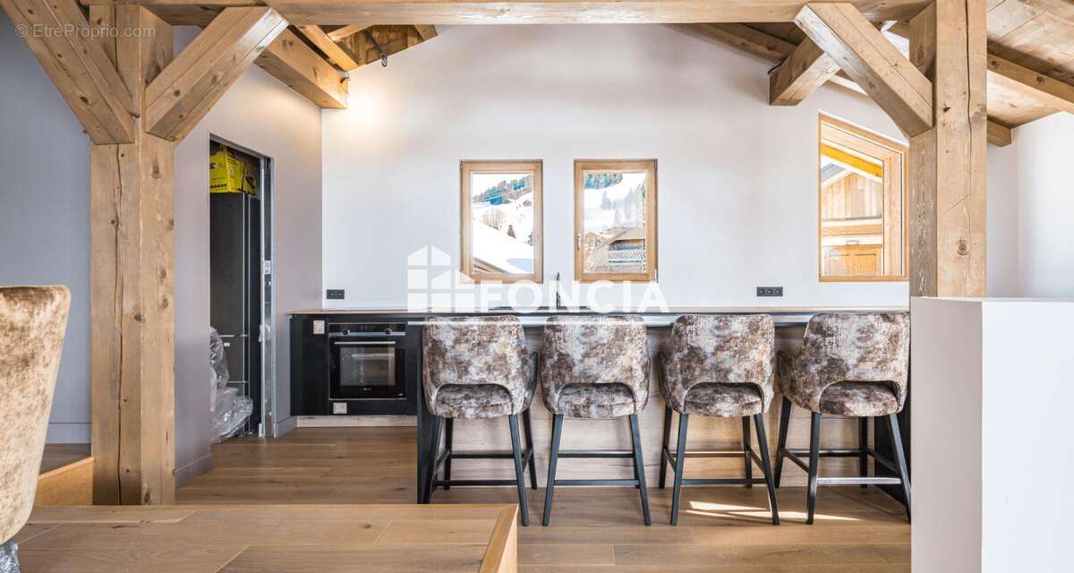 L’élégance alpine en pied de pistes : superbe chalet 4 chambres à Crest-Voland - photo 8