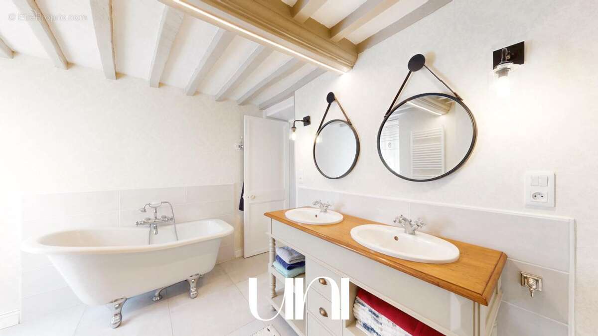 Maison à COURSEULLES-SUR-MER