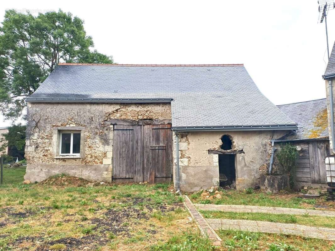 Maison à ARTANNES-SUR-INDRE