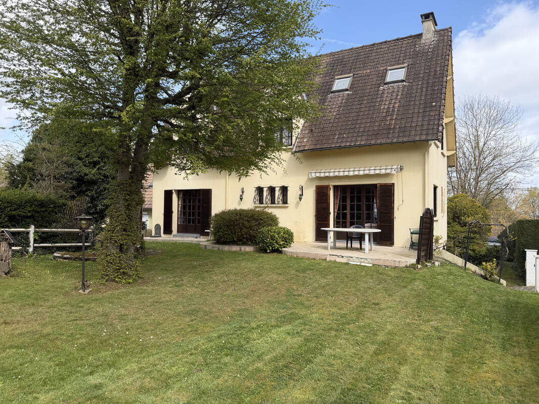 Maison à MAREIL-MARLY