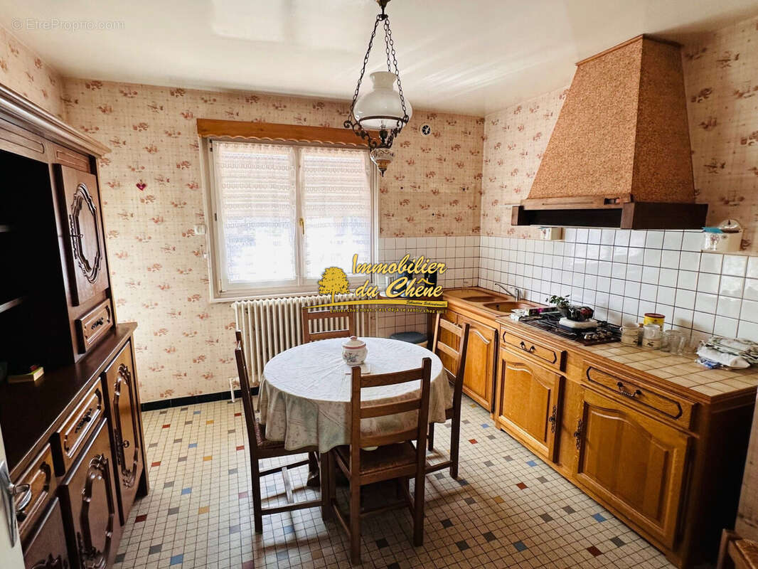 Maison à LUXEUIL-LES-BAINS