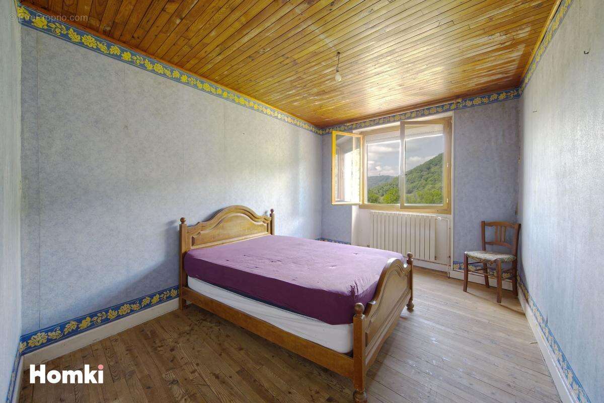 Maison avec dépendances et grand terrain – Chirens - photo 16