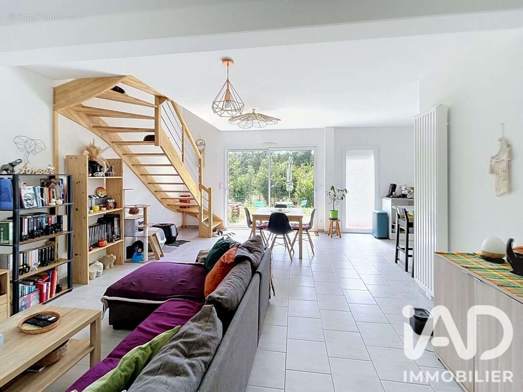 Photo 2 - Maison à VEIGNE