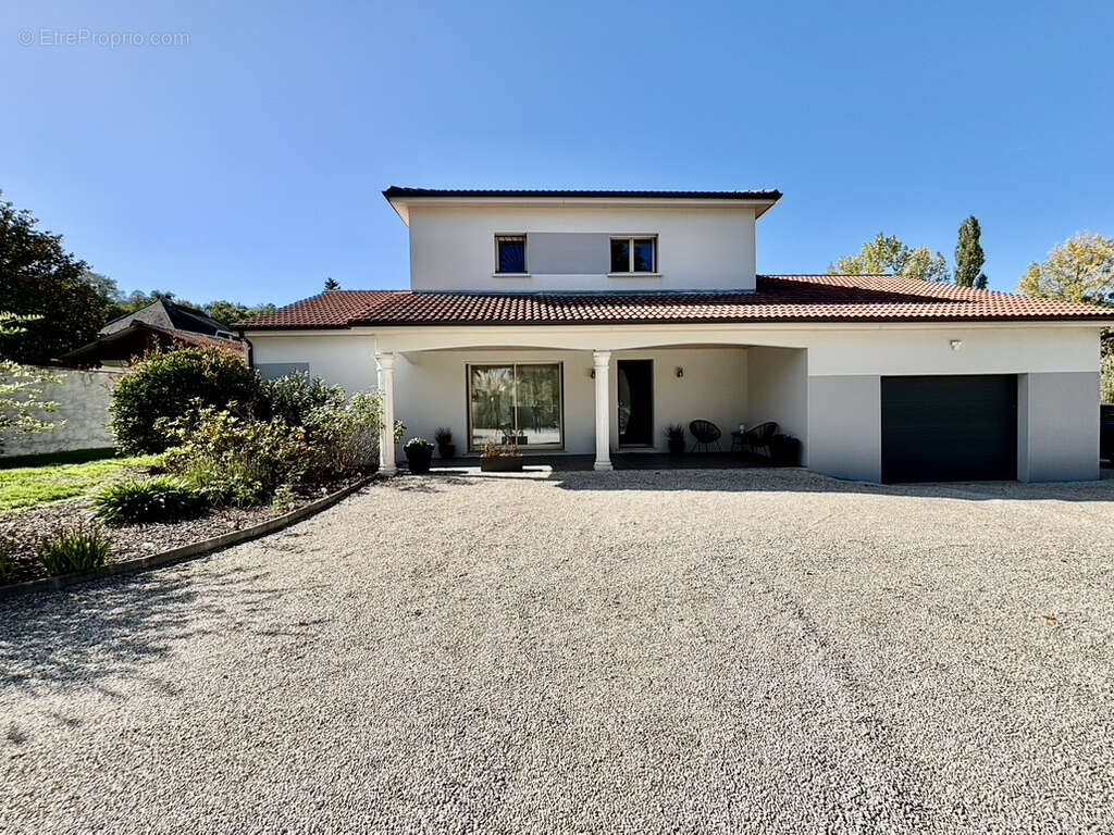 Maison à BOSMIE-L&#039;AIGUILLE