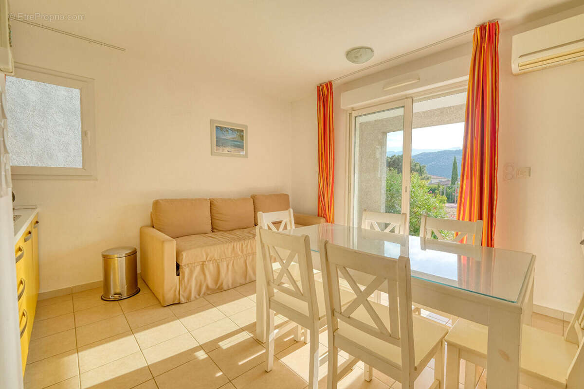 Appartement à OLETTA