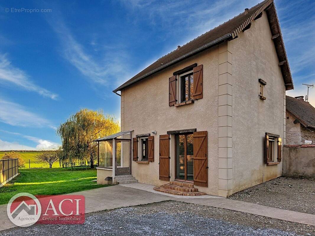 Maison à GASNY