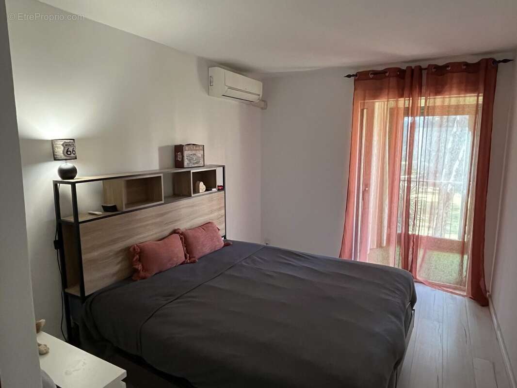 Appartement à FREJUS
