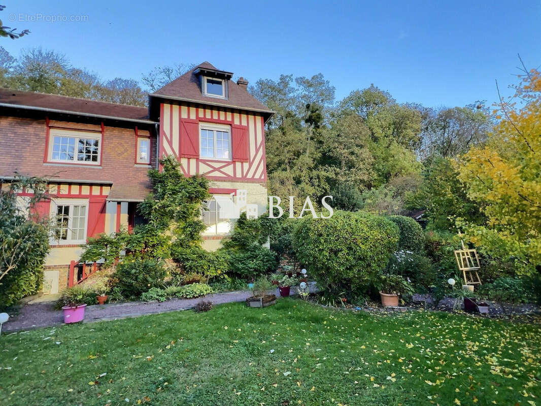 Maison 147 m² à Nassandres  - photo 3