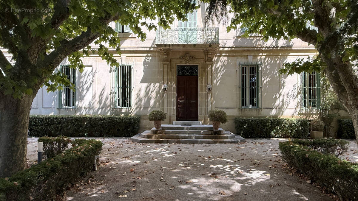 Maison à GRANS